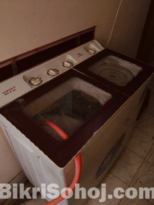 Singer semi washing machine
